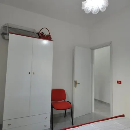 A Due Passi Dal Mare Ferienhaus Torre Suda